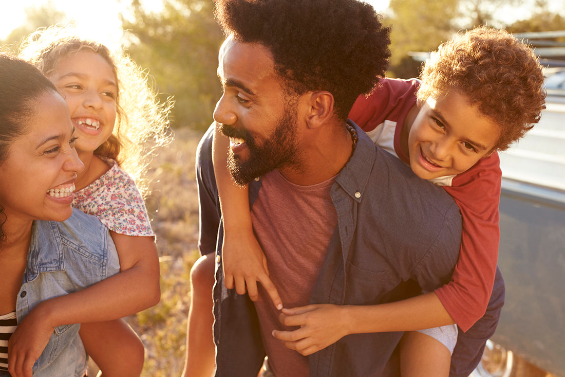 How To Pack Up Your Kids For a Family Trip