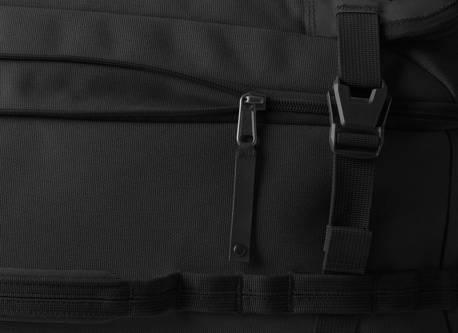 Gear Warrior XE 2-Wheel 27 Luggage - Black 27 Luggage Dimensions View 