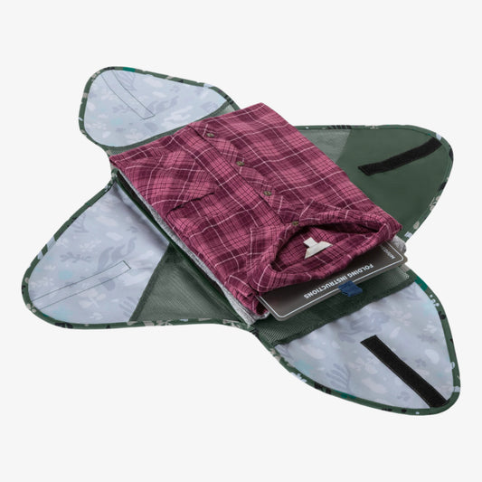 Pack-It® Reveal Garment Folder M - ROOTS & SHOOTS: DUCK GREEN