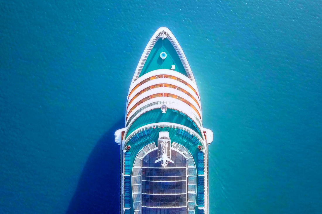 Expedition cruise ship