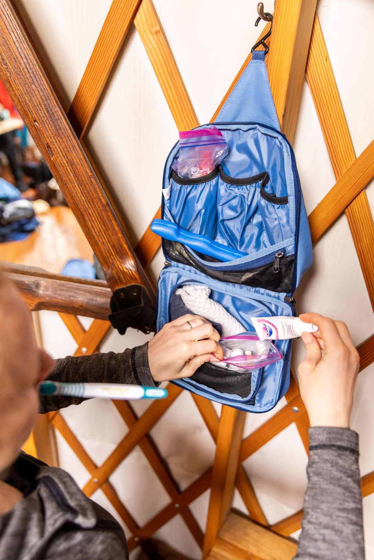 toiletry bag for ladies