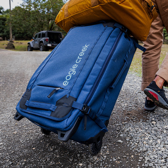 Eagle Creek Gear Warrior Rolling Suitcase in Blue